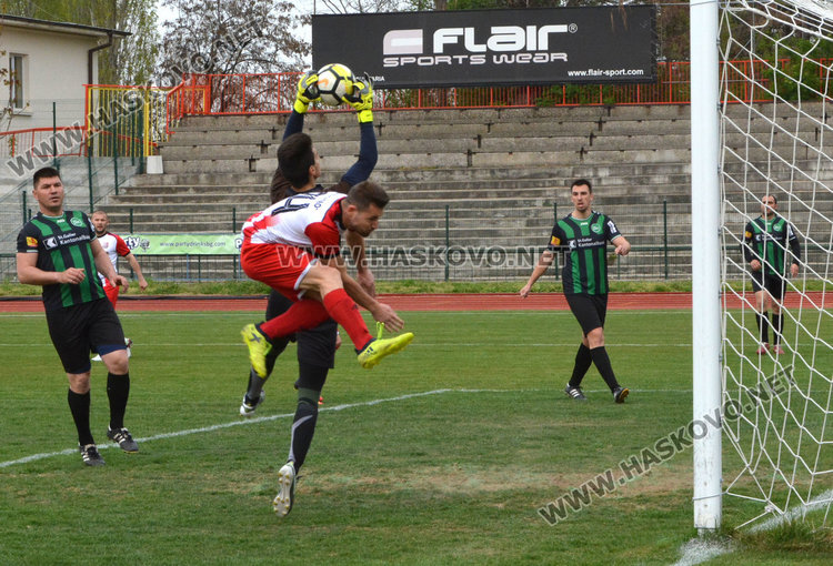 С умопомрачителното 13:0 Хасково би Садово  на Ямача