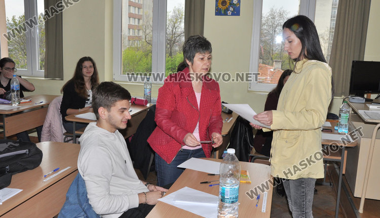 Петима от Хасково представят областта на Олимпиадата по математическа лингвистика