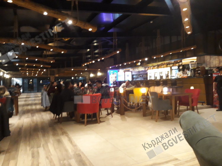 Цените на новите колекции в Одрин стъписаха българските шопинг туристи