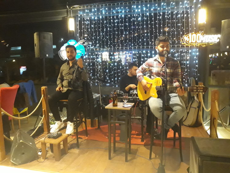 Цените на новите колекции в Одрин стъписаха българските шопинг туристи