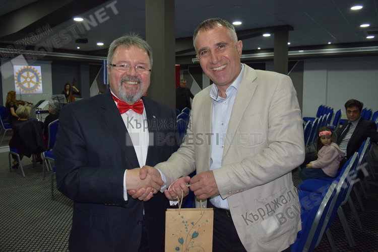 Езикът на музиката събра ротарианци от три страни в Одрин