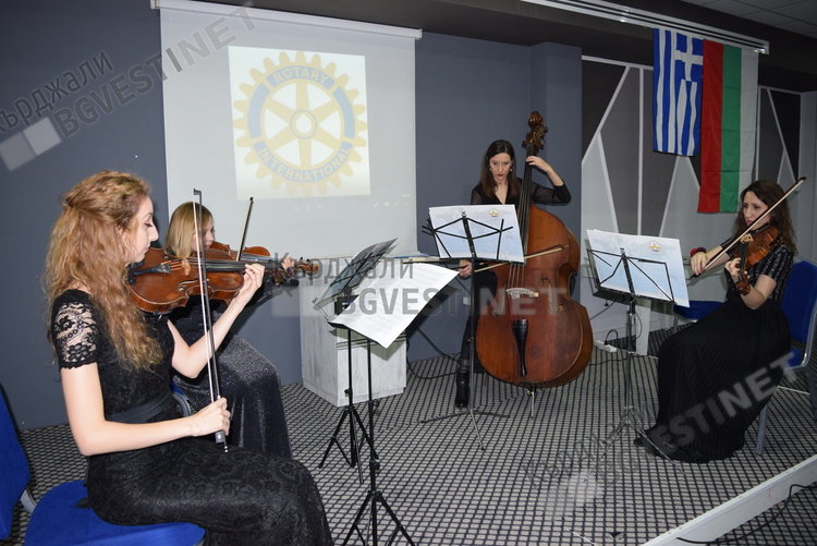 Езикът на музиката събра ротарианци от три страни в Одрин