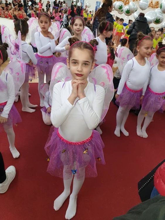 Каубойките от „Калия“ със злато от гимнастрадата, състезателките на „Аида“ с 3 медала