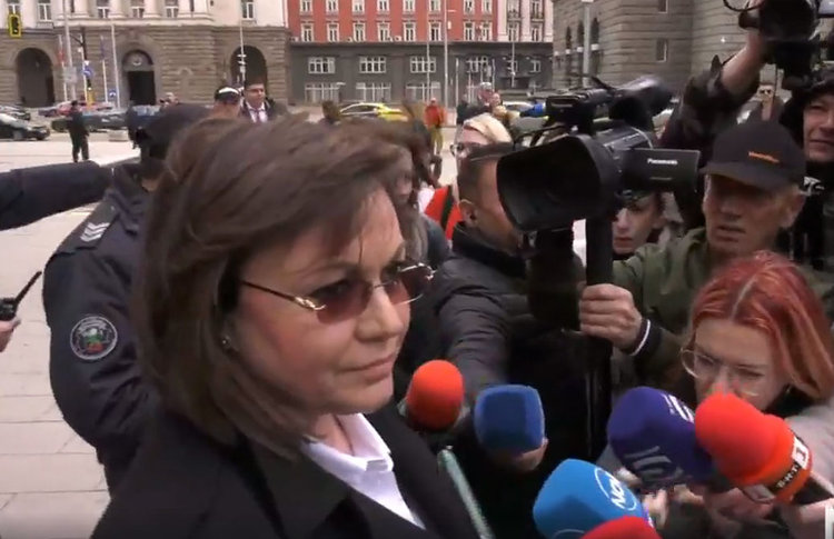 Нинова търси консенсус  при президента за нов антикорупционен закон