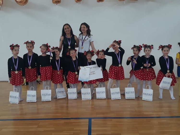 Каубойките от „Калия“ със злато от гимнастрадата, състезателките на „Аида“ с 3 медала