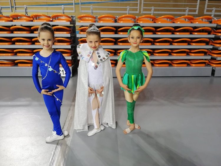 14 призови места за танцьорите на "Рона" от Международен фест в Пловдив