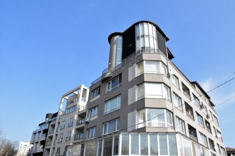 Полицията може да съдействa на инспекторите да стигнат до терасата на Пламен Георгиев