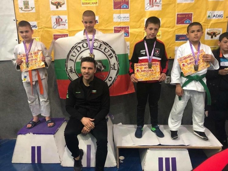 19 медала за хасковските джудисти от Международния турнир "Гладиатор"