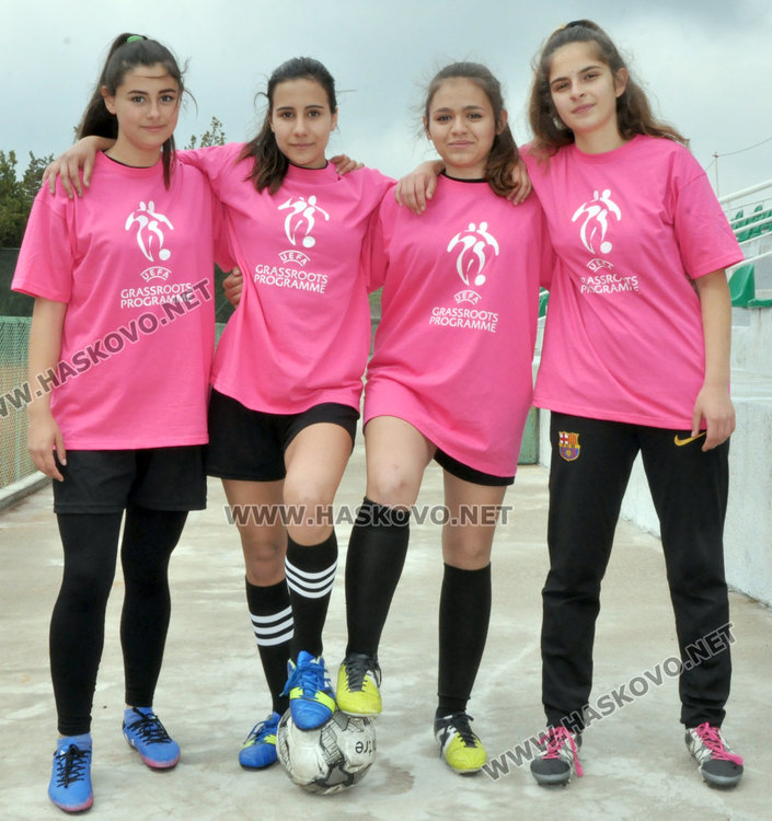 Шест девически отбора се включиха в турнир по футбол в Хасково