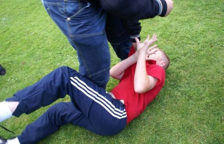 Задържаха крумовградчанин за побой, проверяват мъж заплашвал непълнолетна