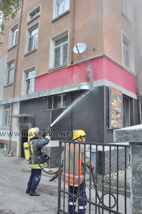 Пожар в заведение до училище „Смирненски“