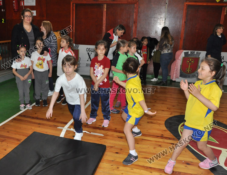 Деца от "Слънце" победители в турнира "Най-малките слънца на Хасково" 