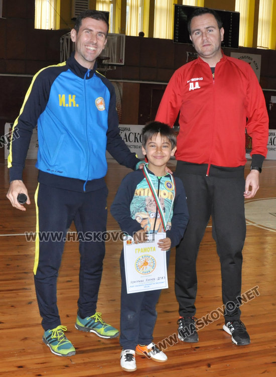 Деца от "Слънце" победители в турнира "Най-малките слънца на Хасково" 