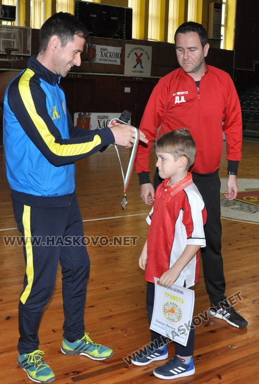 Деца от "Слънце" победители в турнира "Най-малките слънца на Хасково" 