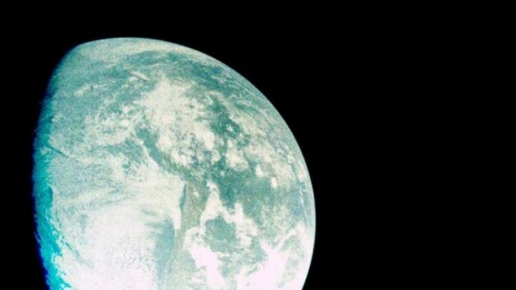 Камерата на инж. д-р Петко Динев изпрати снимки от Луната