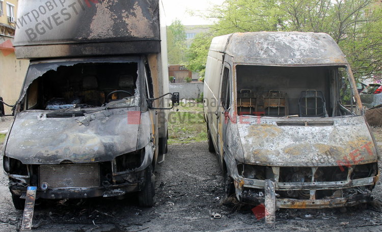 Изгорели бусове на паркинг в Димитровград