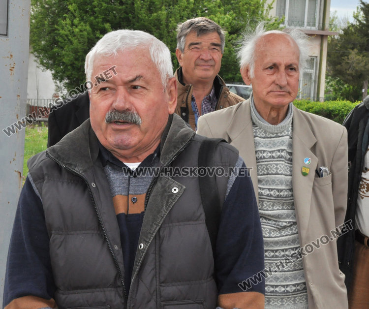 Отбелязаха Деня на авиацията и космонавтиката край самолета в Узунджово