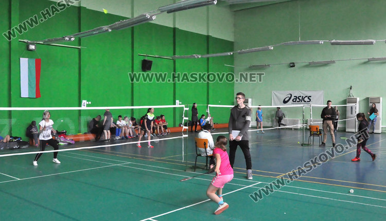 130 бадминтонисти на Държавния шампионат в Хасково
