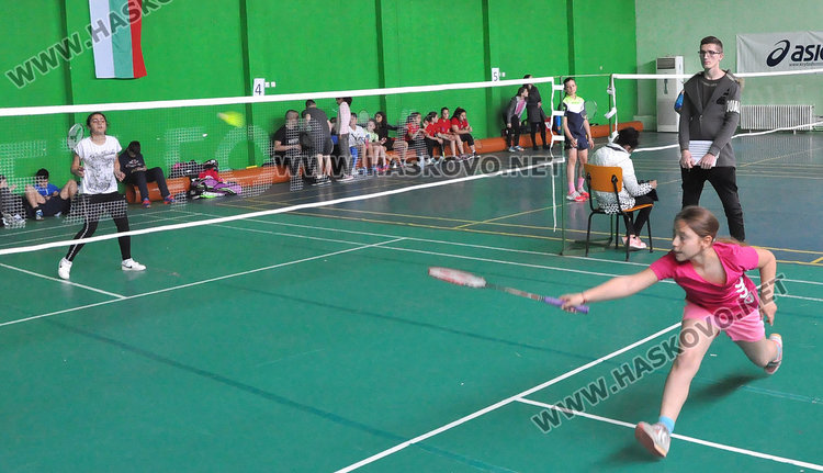 130 бадминтонисти на Държавния шампионат в Хасково