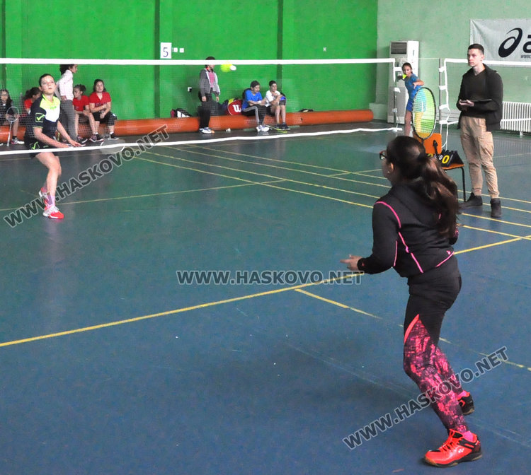 130 бадминтонисти на Държавния шампионат в Хасково