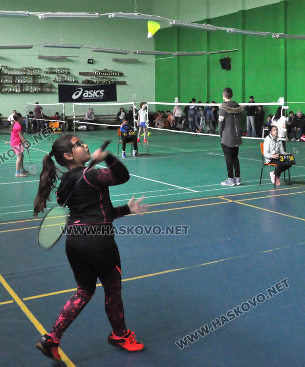 130 бадминтонисти на Държавния шампионат в Хасково