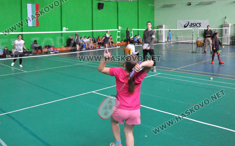 130 бадминтонисти на Държавния шампионат в Хасково