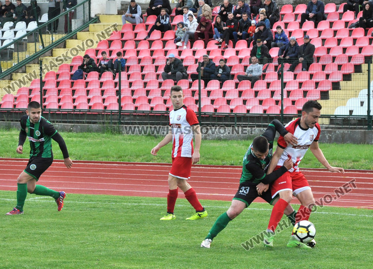 ФК „Хасково” отстъпи на водача „Нефтохимик” на „Ямача”