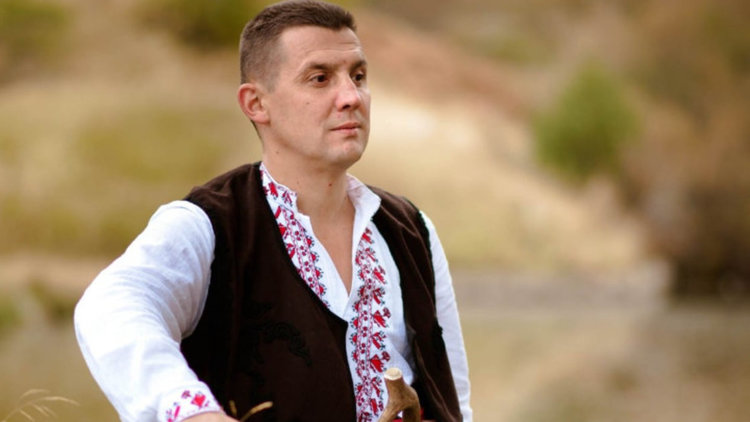 Родопски лесовъд стана народен певец, представя първия си албум в Смолян