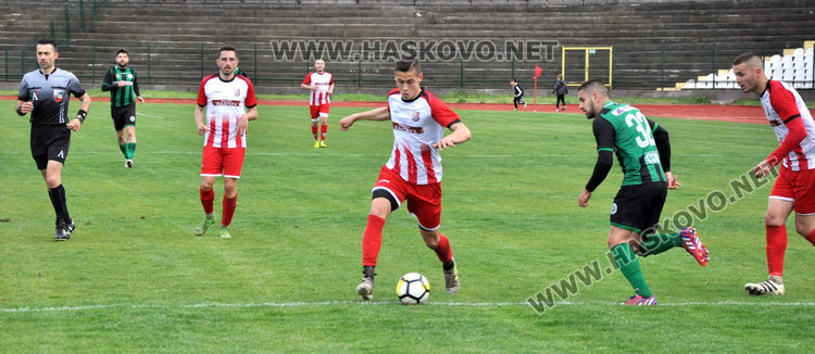 ФК „Хасково” отстъпи на водача „Нефтохимик” на „Ямача”