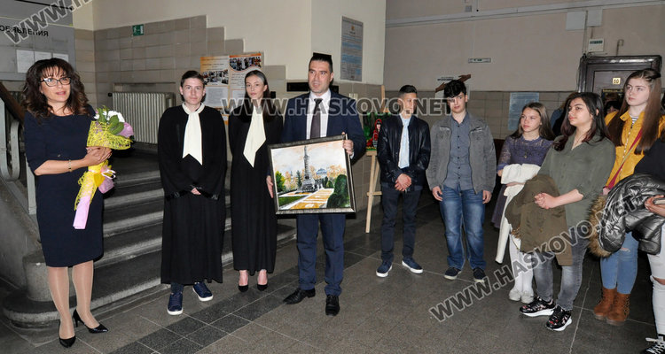 Нови председатели в хасковския съд днес, откриха изложба в подкрепа на Дани