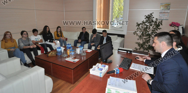 Нови председатели в хасковския съд днес, откриха изложба в подкрепа на Дани