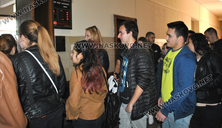 Симулация: 8 г. затвор за подземен бос, склонил непълнолетни към разврат