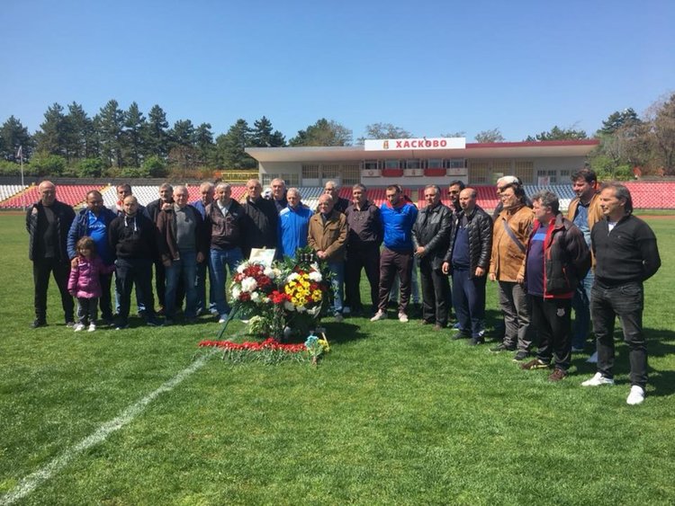 В Хасково почетоха паметта на Александър Костов