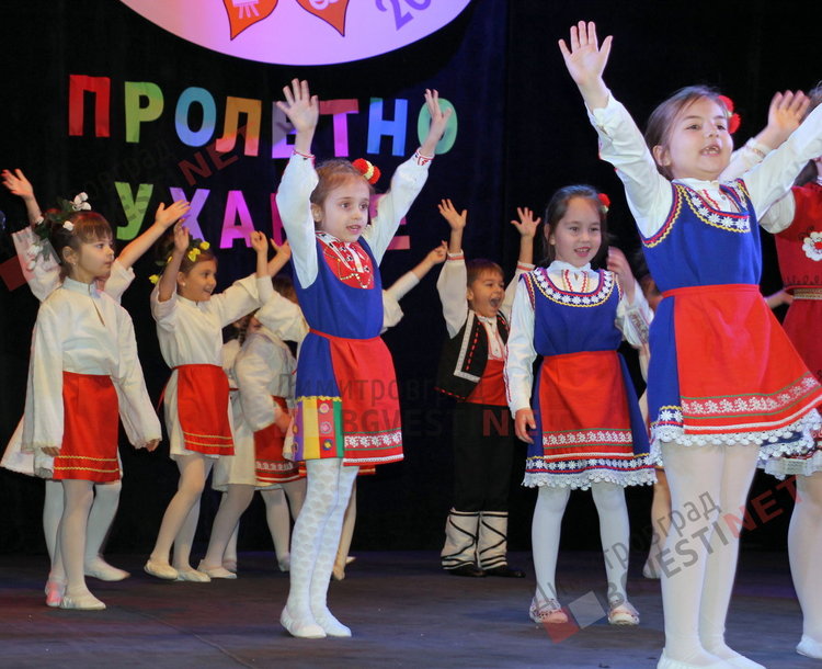 1200 таланти от областта участват в конкурса "Шанс" 