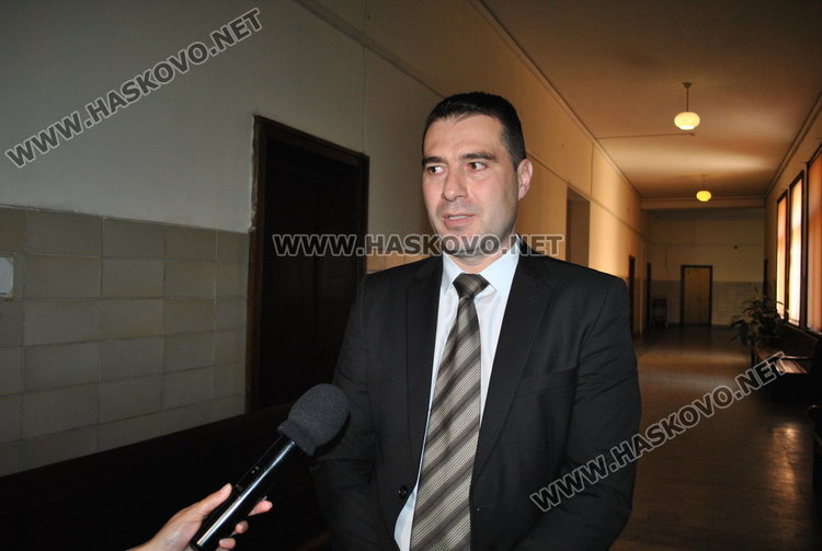 Симулация: 8 г. затвор за подземен бос, склонил непълнолетни към разврат