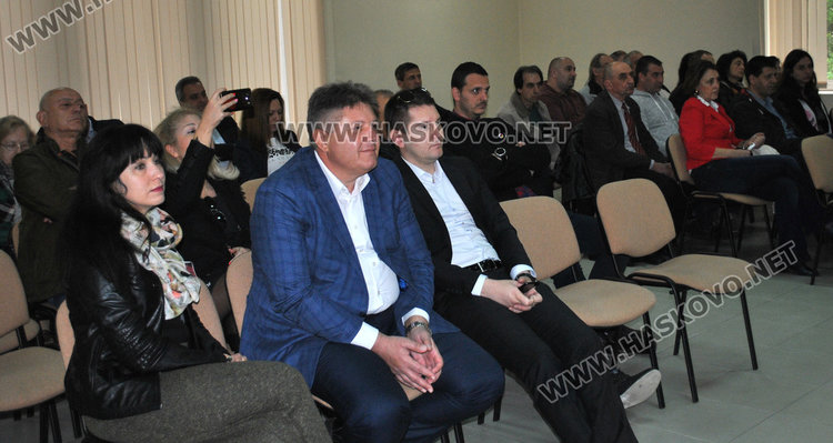 Електромобилният сектор: Трябва да стимулираме интереса на децата, защото не искаме да сме част от пейзажа, а от решенията