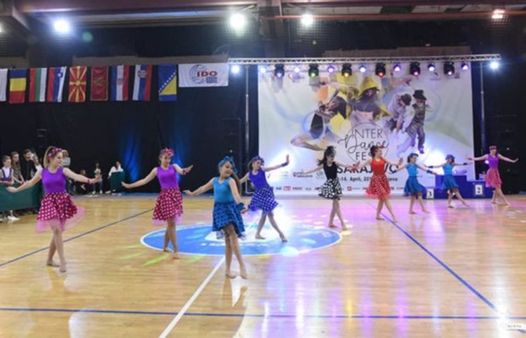 Снимки: Галаксико