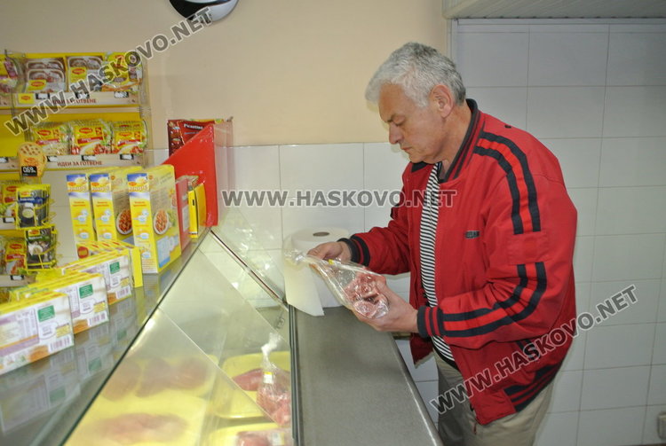 Инспекторите по храните подхванаха търговците за Великденската трапеза