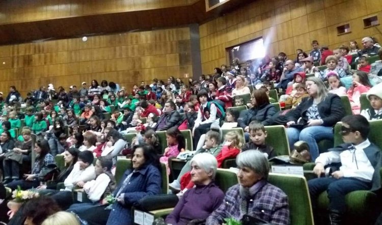 Седмица на патрона и 40-годишен юбилей отбеляза ОУ „Иван Вазов“ в Смолян