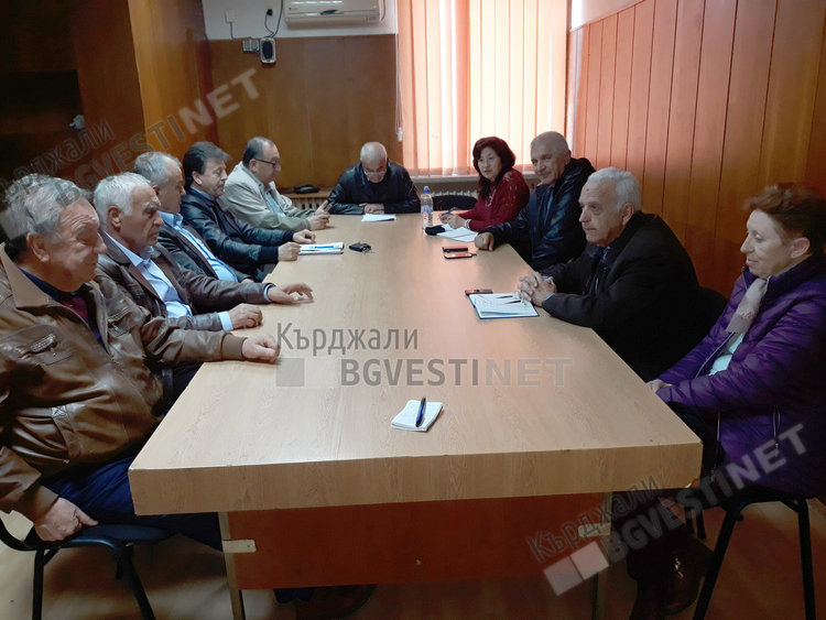 Ръководството на Обществения съвет