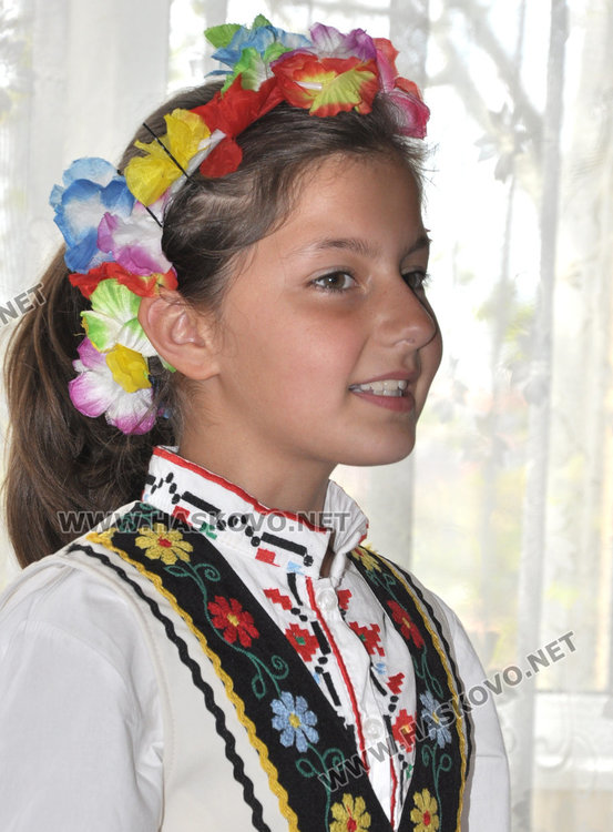 В "Пейо Яворов" отпразнуваха в аванс Лазаровден, Цветница и Великден