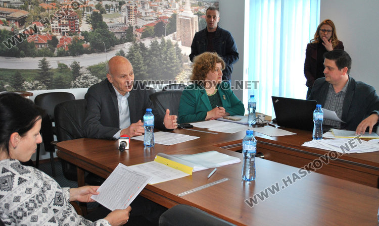 Партийците се скараха за ръководните места в СИК-овете в Хасково