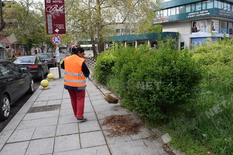 Кърджалийци бойкотираха кампанията „Кърджали-чист и красив”, позитивен пример дадоха  общинските съветници