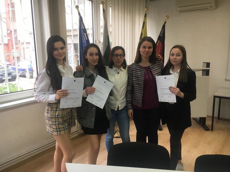 Централна България  избра победител на дебатите по немски език и това е Чаала Идриз от ЕГ „Христо Ботев”-гр.Кърджали