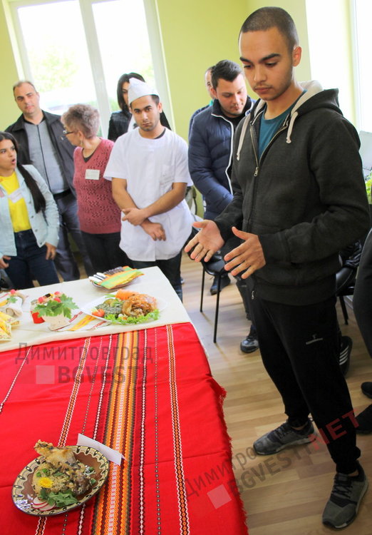Райновци приютиха в домовете си студенти от Пловдив и направиха готварски събор на тема агнешко месо 
