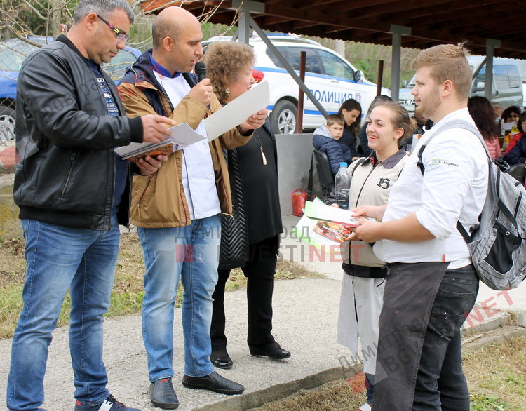 Райновци приютиха в домовете си студенти от Пловдив и направиха готварски събор на тема агнешко месо 