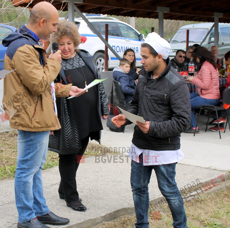 Райновци приютиха в домовете си студенти от Пловдив и направиха готварски събор на тема агнешко месо 