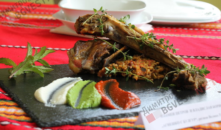 Райновци приютиха в домовете си студенти от Пловдив и направиха готварски събор на тема агнешко месо 