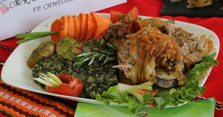 Райновци приютиха в домовете си студенти от Пловдив и направиха готварски събор на тема агнешко месо 