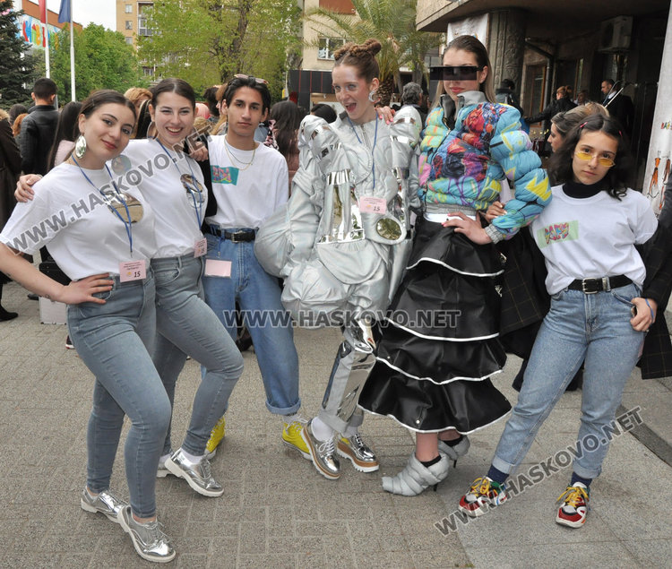 Две награди за хасковската мода от Националното ученическо състезание